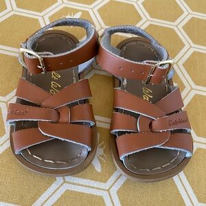 Saltwater Leather Baby Sandals tan/brown baby size 4